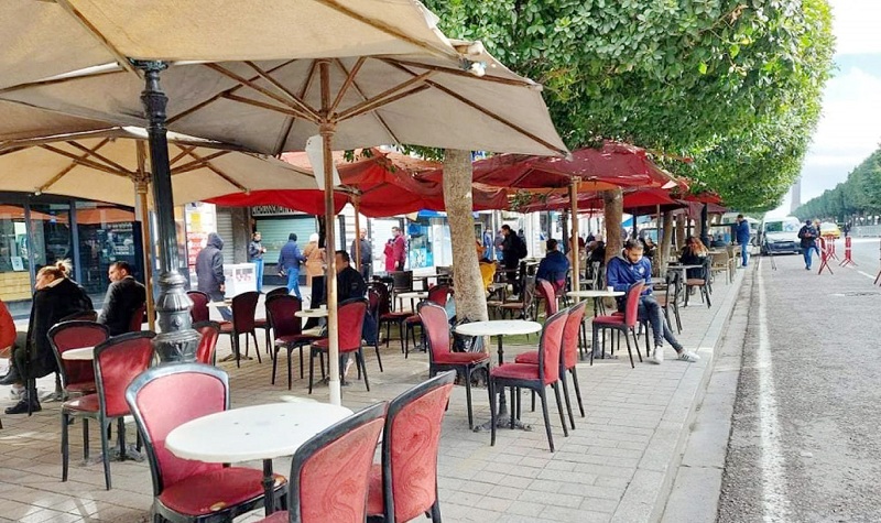 يحدث في  رمضان..   مقاه تقر زيادة في الأسعار وأخرى غيرت "صبغتها".. ما الحكاية؟